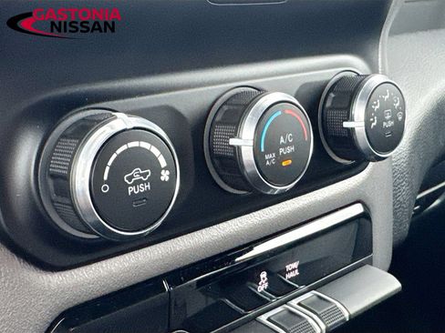 Used 2021 RAM 1500 Big Horn AWD/4WD image 19