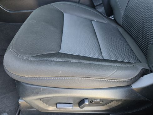 Used 2022 Ford Explorer XLT RWD image 19