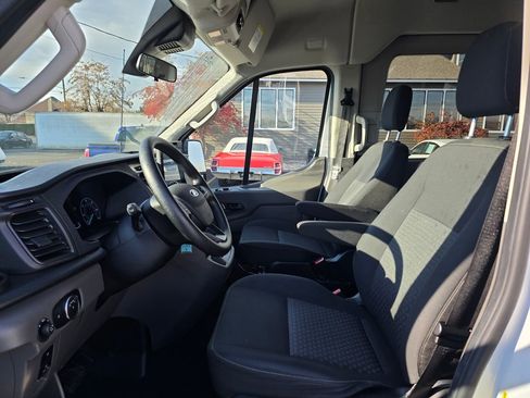 Used 2023 Ford Transit 350 XLT image 20