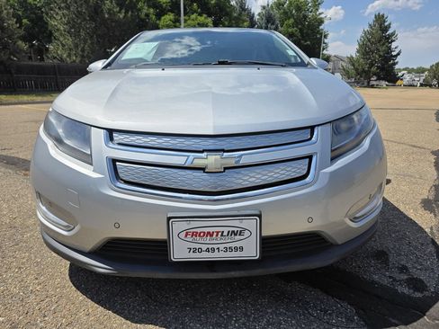 Used 2011 Chevrolet Volt Premium w/ Premium Trim Package FWD image 10