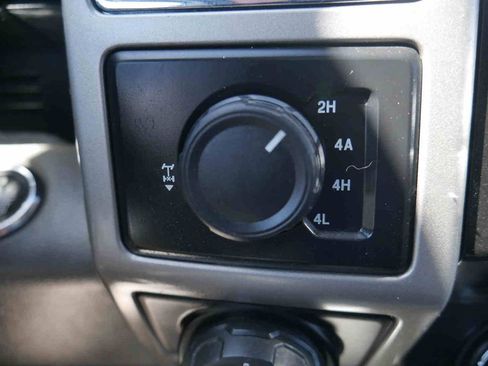 Used 2016 Ford F150 Lariat w/ Equipment Group 501A Mid AWD/4WD image 39