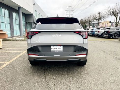 New 2026 Kia Sportage EX image 7