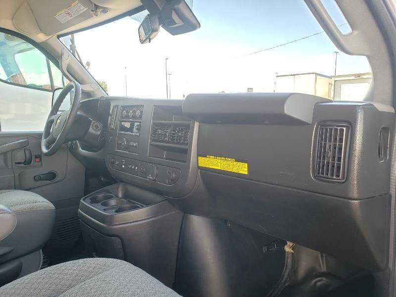 Used 2019 Chevrolet Express 2500 RWD image 13