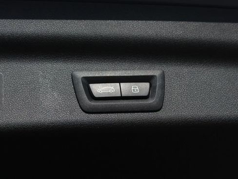 Used 2026 BMW X1 xDrive28i w/ Technology Package image 9