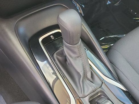 Used 2021 Toyota Corolla LE FWD image 27