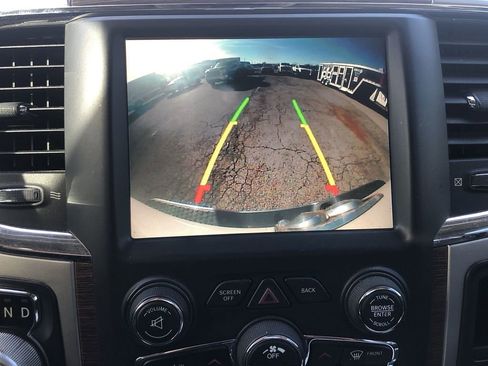 Used 2017 RAM 1500 Laramie w/ Convenience Group image 15