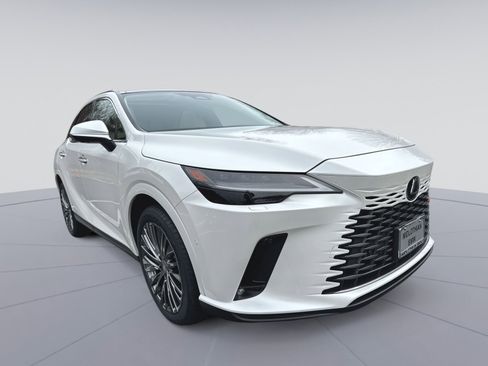 Used 2024 Lexus RX 450h AWD w/ Convenience Package image 3