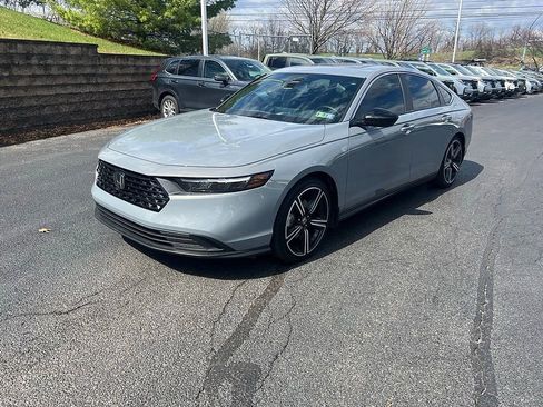 Used 2023 Honda Accord Sport image 7