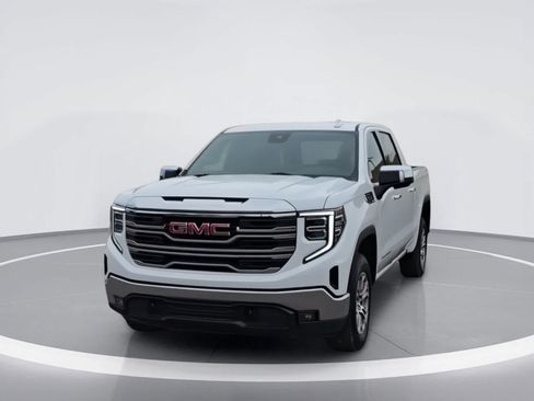 Used 2024 GMC Sierra 1500 SLT AWD/4WD image 3