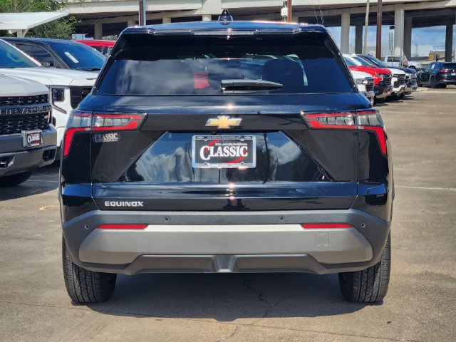 Used 2026 Chevrolet Equinox LT FWD image 6