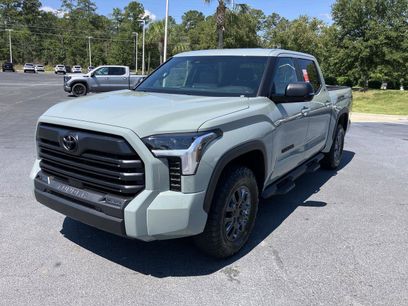 New 2026 Toyota Tundra SR5