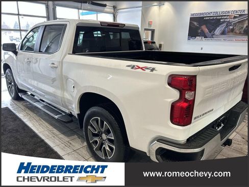 Certified 2022 Chevrolet Silverado 1500 LT w/ All Star Edition Plus image 5