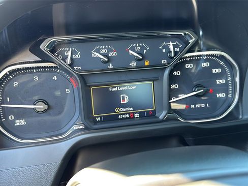 Used 2023 GMC Sierra 2500 AT4 w/ AT4 Preferred Package image 9