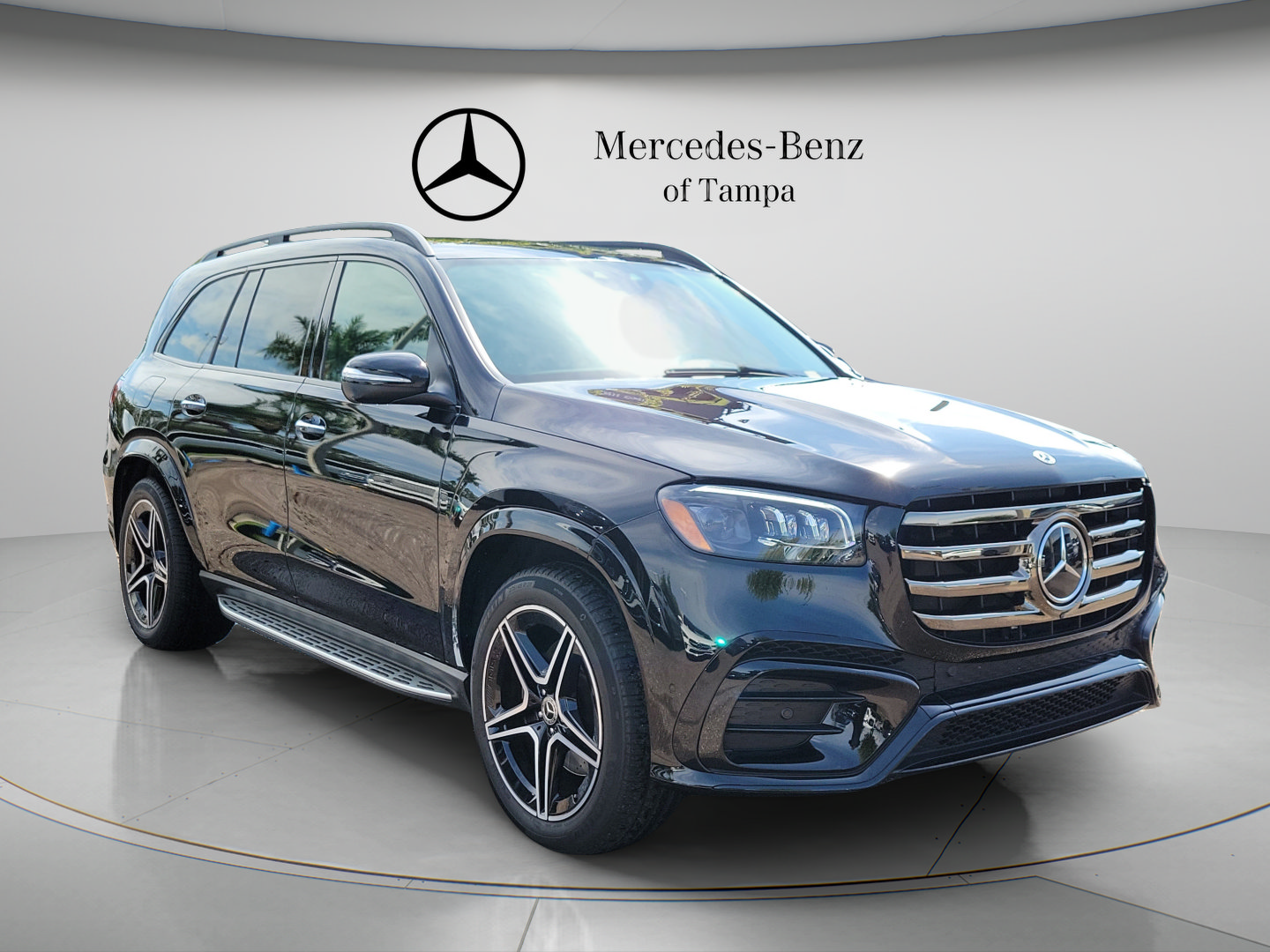 Certified 2024 Mercedes-Benz GLS 450 4MATIC image 4