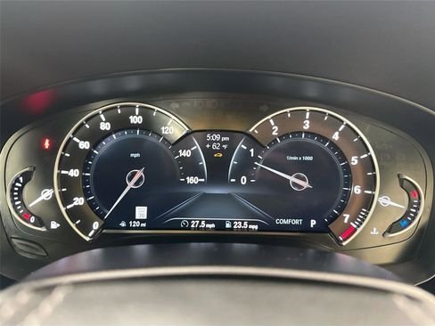 Used 2017 BMW 530i image 21