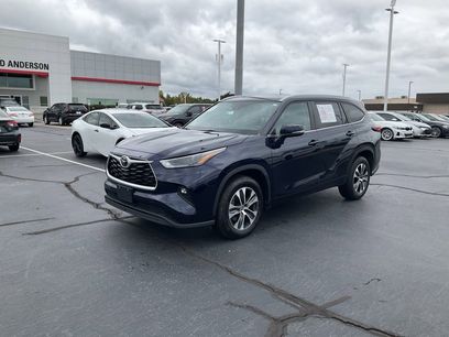 Used 2023 Toyota Highlander XLE