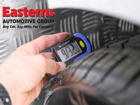 Used 2024 Chevrolet Malibu RS image 27