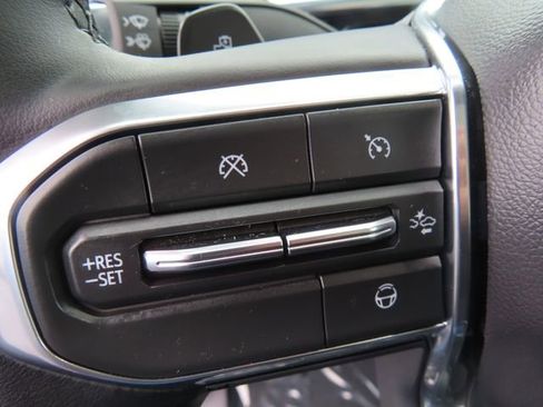 Used 2024 GMC Sierra EV Denali image 20