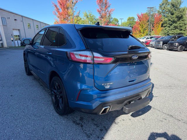 Used 2020 Ford Edge ST w/ Equipment Group 401A AWD/4WD image 3