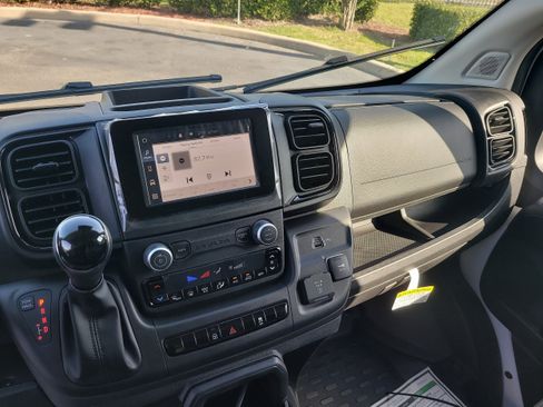 New 2026 RAM ProMaster 1500 w/ Convenience Group FWD image 17