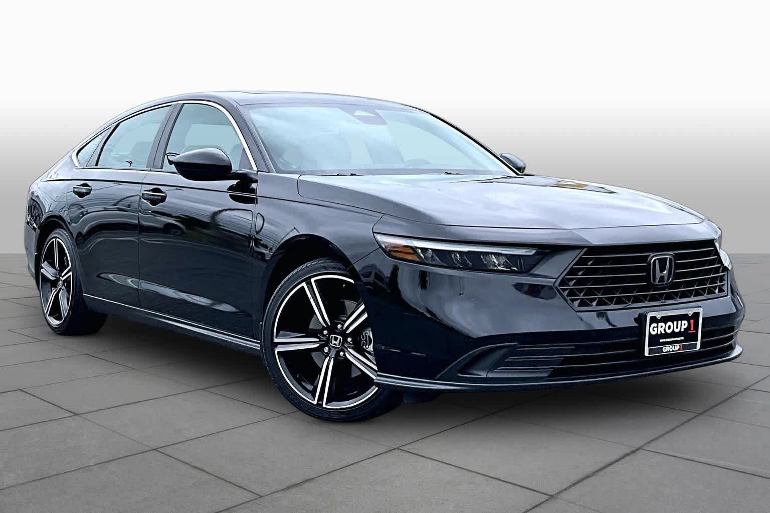 Used 2024 Honda Accord Sport image 3