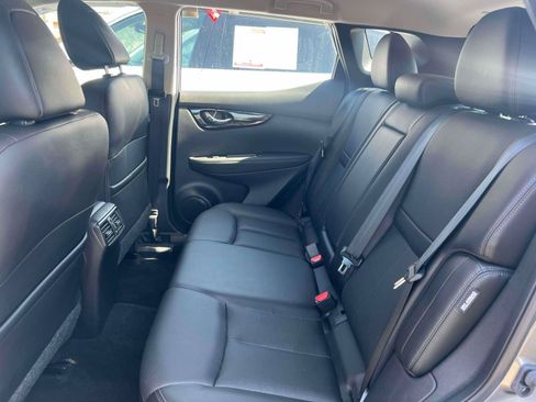 Used 2022 Nissan Rogue Sport SL AWD/4WD image 25