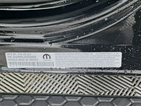 New 2025 RAM 2500 Laramie image 19