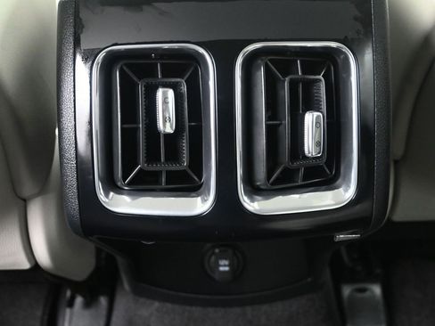 New 2025 Kia Sorento EX w/ Panoramic Sunroof Package AWD/4WD image 36