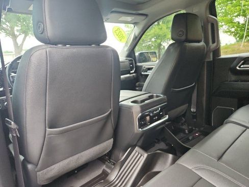 Used 2023 GMC Sierra 1500 SLT w/ SLT Premium Package AWD/4WD image 37