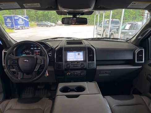 Used 2019 Ford F150 XLT w/ Equipment Group 301A Mid RWD image 8