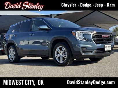 Used 2024 GMC Terrain SLE w/ Fleet Convenience Package