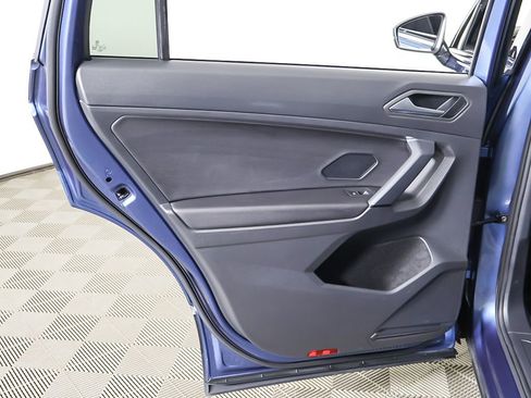 Used 2019 Volkswagen Tiguan SEL image 27