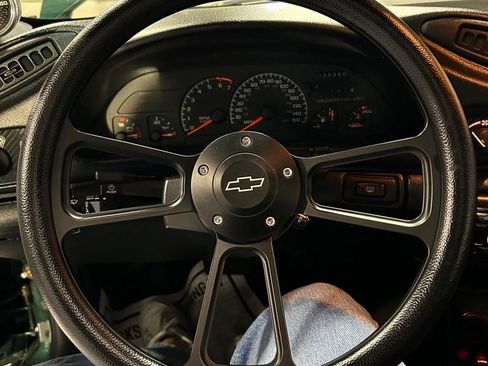 Used 1994 Chevrolet Camaro Z28 RWD image 16