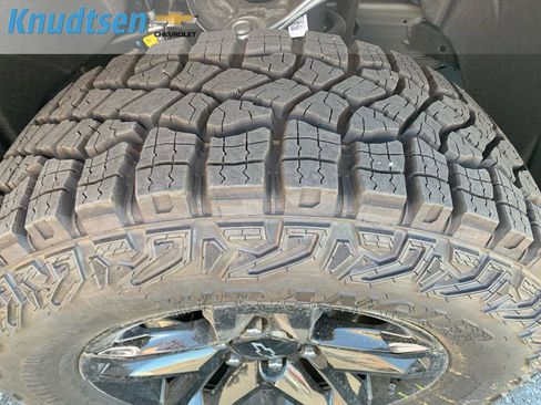 New 2026 Chevrolet Silverado 1500 Custom Trail Boss AWD/4WD image 10
