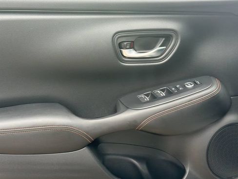 Used 2025 Honda HR-V Sport image 12