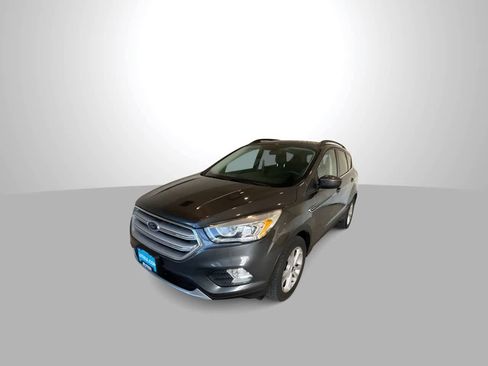 Used 2018 Ford Escape SEL image 4