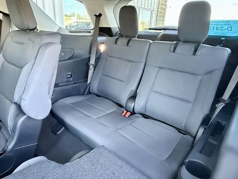 New 2026 Ford Explorer Active image 12