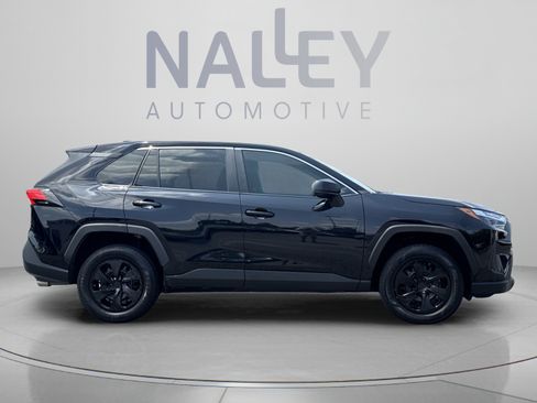 Used 2023 Toyota RAV4 LE FWD image 5