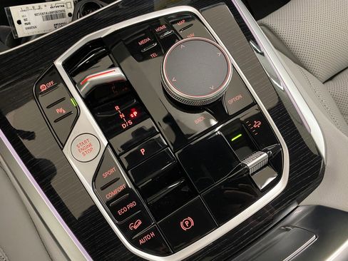 New 2026 BMW X5 xDrive40i w/ M Sport Package image 18