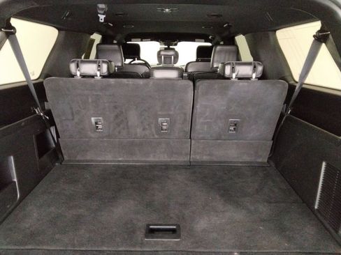 Used 2021 Ford Expedition Max XLT image 10