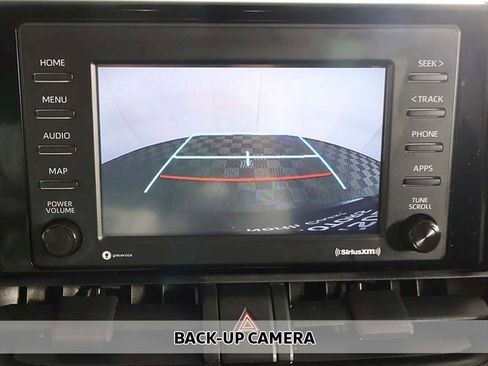 Used 2022 Toyota RAV4 LE image 4