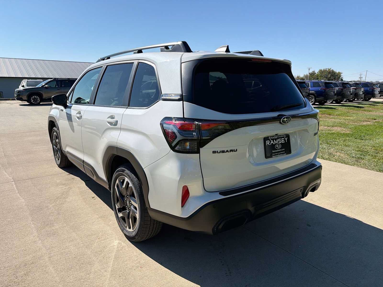 New 2026 Subaru Forester Touring AWD/4WD image 4
