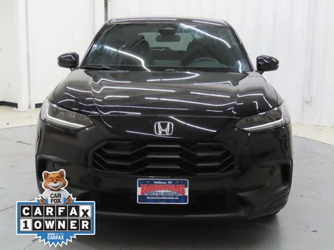 Used 2023 Honda HR-V Sport image 9