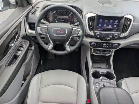 Used 2023 GMC Terrain SLT w/ Infotainment Package II FWD image 16