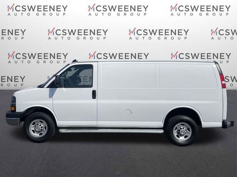 Used 2024 Chevrolet Express 2500 w/ Driver Convenience Package image 6