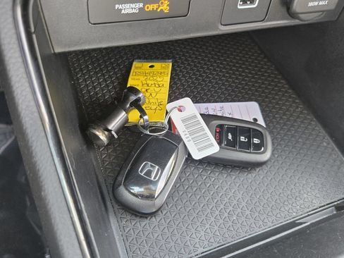 Certified 2025 Honda CR-V LX image 17