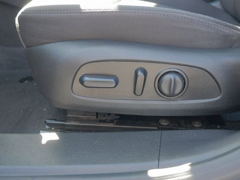 Used 2023 Chevrolet Malibu LT image 22