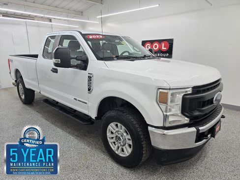 Used 2022 Ford F250 XL w/ Power Equipment Group AWD/4WD image 1