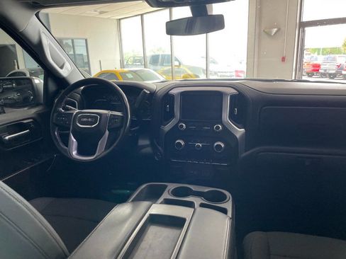 Used 2020 GMC Sierra 1500 SLE w/ SLE Value Package image 25
