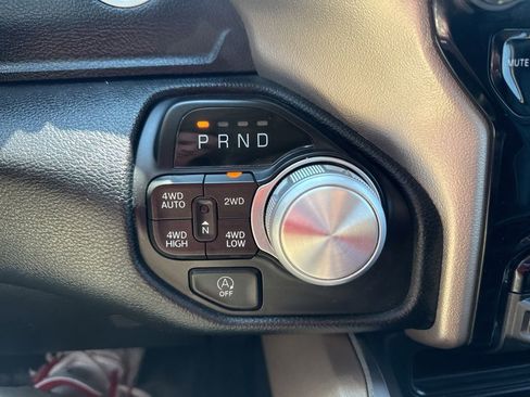 Used 2020 RAM 1500 Laramie AWD/4WD image 28
